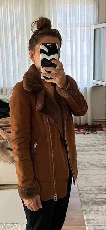 Pull and Bear Kadın mont