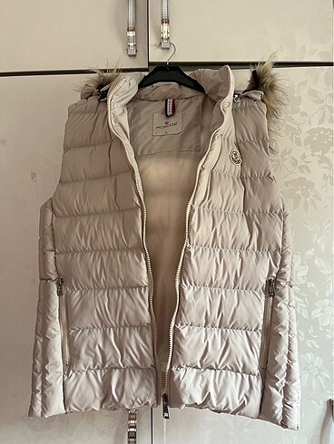 KADIN ŞİŞME YELEK MONCLER