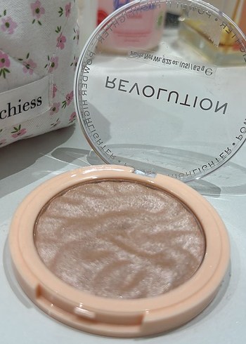  Beden Revolution highlighter just my type