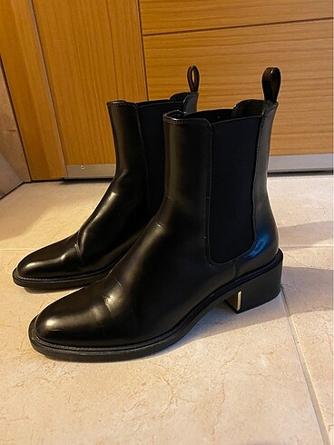 Zara bot