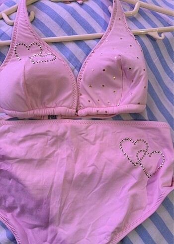 Ten Pembe bikini