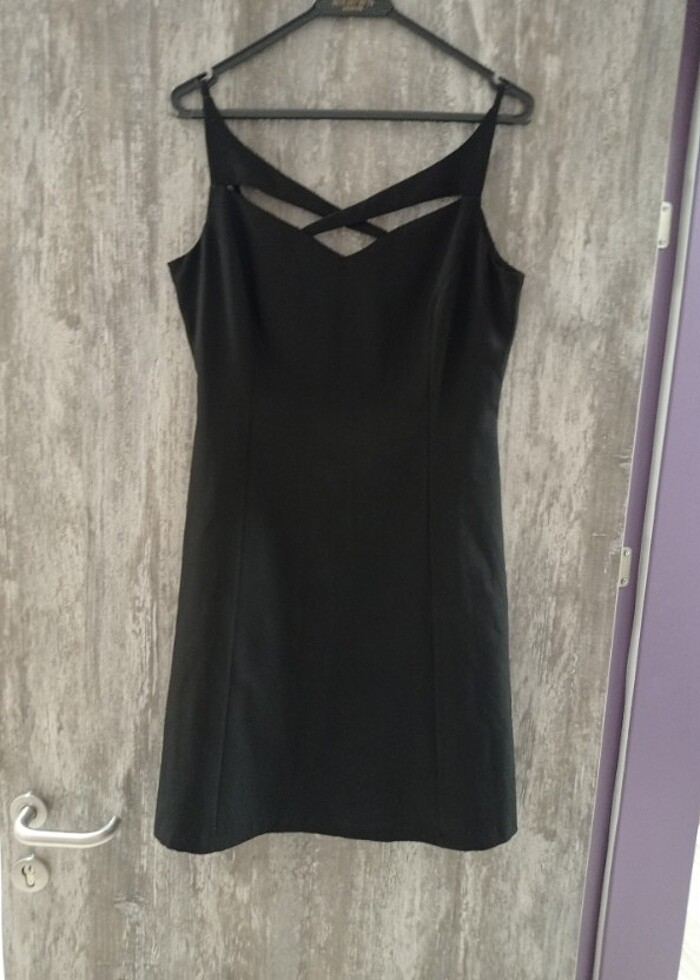 Siyah kisa elbise - Görsel 2