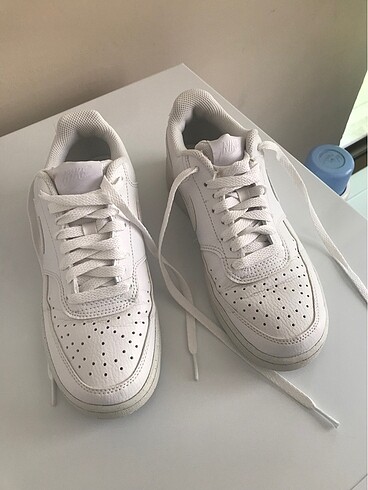 37,5 Beden Nike spor ayakkabı