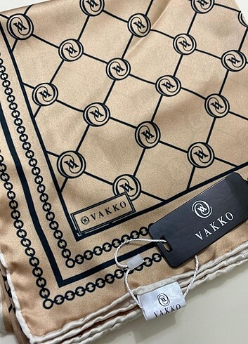 Beden Vakko-Tivil Monogram Eşarp