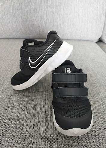 NİKE ÇOCUK SPOR AYAKKABI