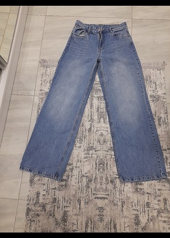 36 Beden Kadın Geniş Kesim Mavi Denim Jean36 beden