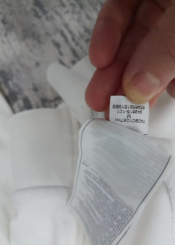 38 Beden Beyaz Fermuarlı Nike Kadın Ceket