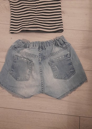 Kız Çocuk Mavi Denim Taşlı Şort omzu acık thşort - Görsel 3