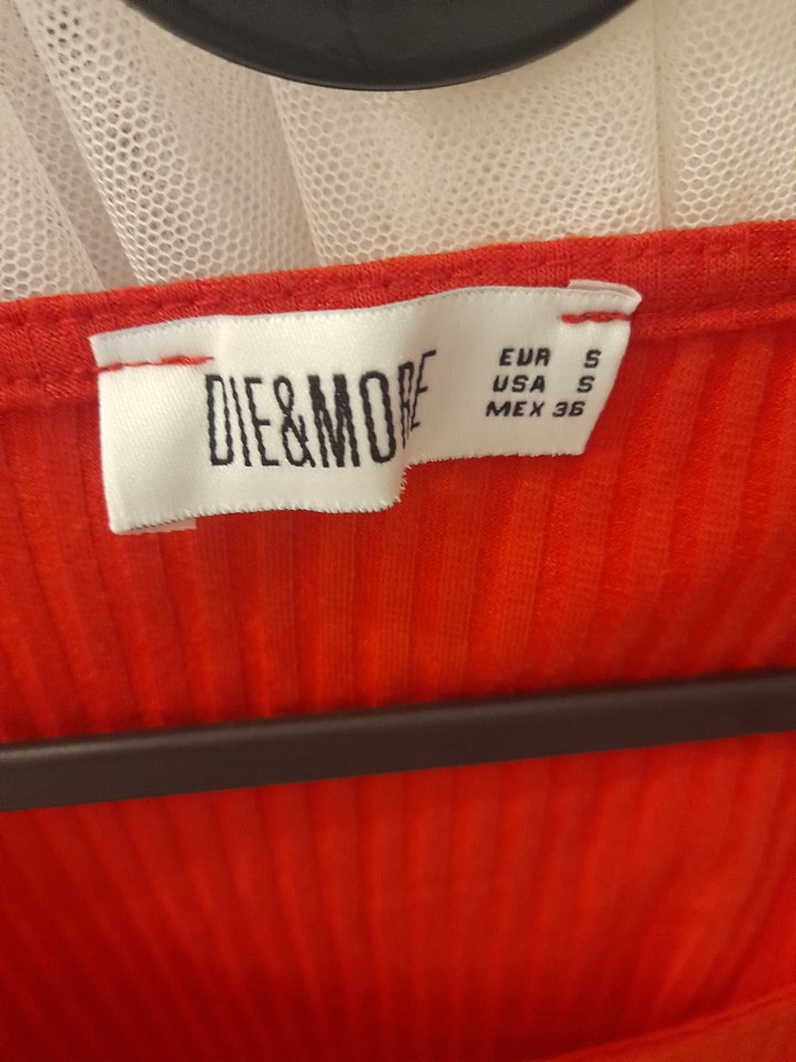 Kırmızı yuvarlak yaka bagcıklı midi boy  38 beden - Görsel 5