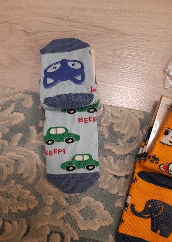 Mavi ve Gri Desenli Erkek Çorap 3 4 yaş yenı 2lı - Görsel 5