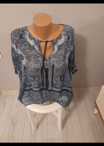 Bohem V Yakalı Kemerli Gri Bluz38 beden mango