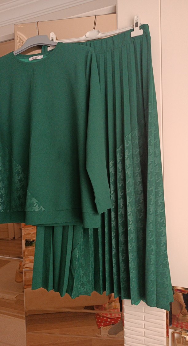 Piliseli Uzun etekli takım - Görsel 2