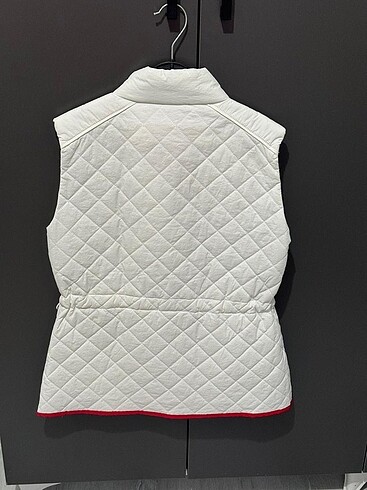 U.S Polo Assn. Beyaz kapitone yelek