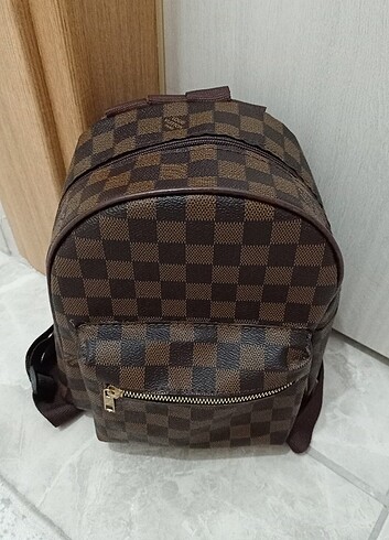 Louis Vuitton Sırt çantası 