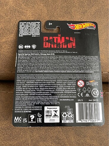  Beden Renk Hotwheels premium batmobile