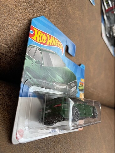  Beden Hotwheels audi rs6 avant niche model