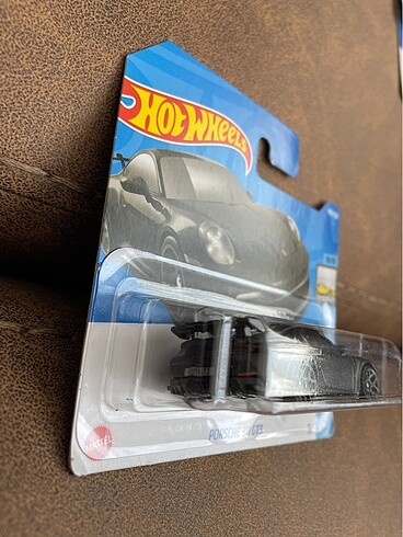  Beden Hotwheels Porsche 911 gt3 niche ürün