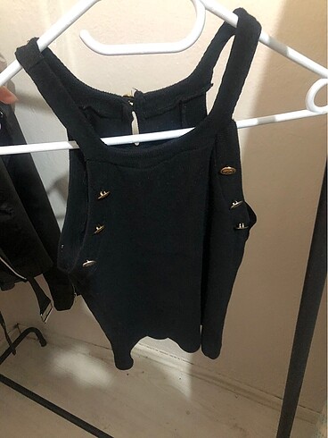 Siyah Crop