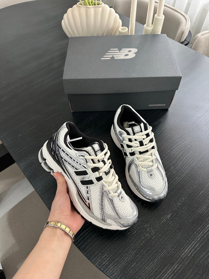 New Balance 1906 Metalic Black Silver - Görsel 2