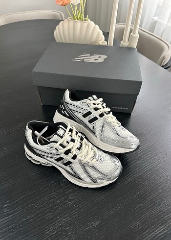 New Balance 1906 Metalic Black Silver - Görsel 3