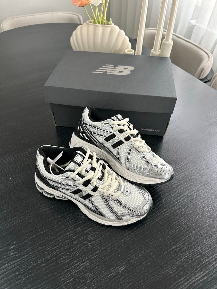 New Balance 1906 Metalic Black Silver - Görsel 3