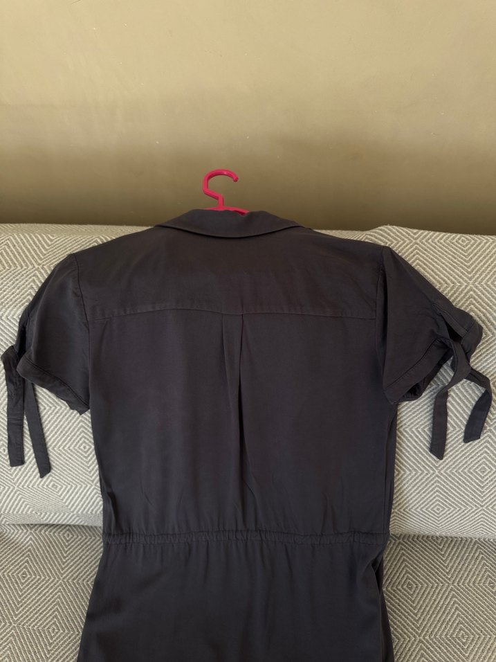 V Yaka Kemerli Gri Midi Elbise - Görsel 5