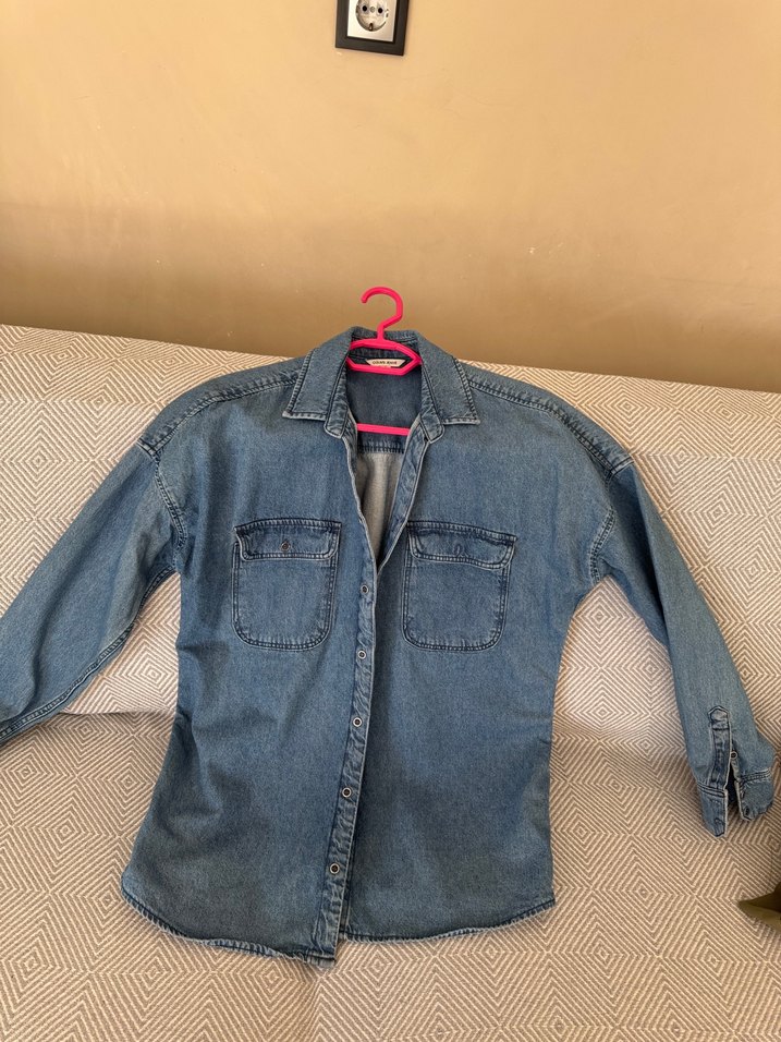 Düğmeli mavi Denim Kadın Gömlek - Görsel 4