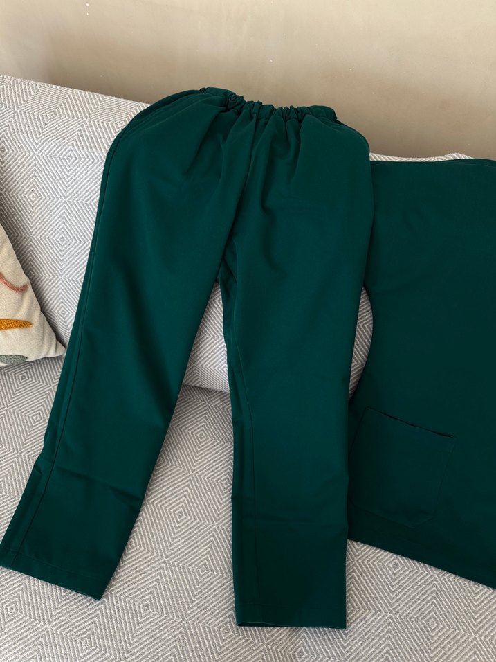 Koyu Yeşil Hastane Kıyafeti  HASTANE FORMASI - Görsel 2