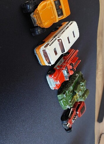1/64 araba