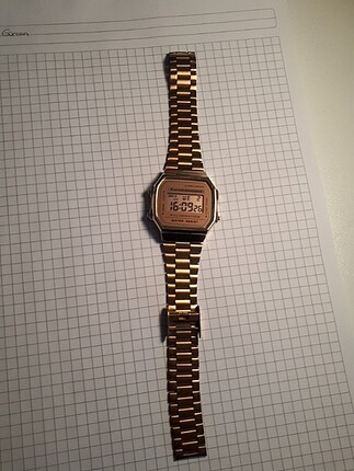 Retro casio saat