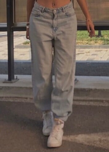 lcw straight paça yırtmaçlı jean