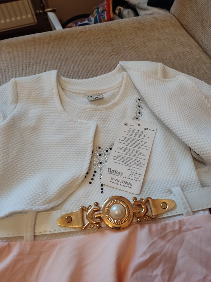 Kemerli Beyaz Kız Bolero - Görsel 2