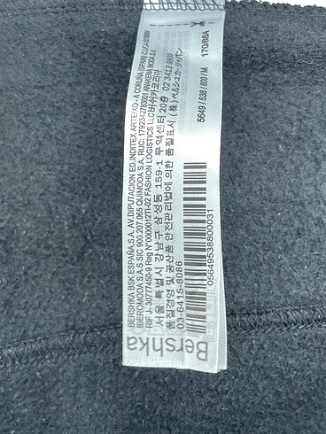 s Beden siyah Renk Bershka Kısa Elbise %70 İndirimli.