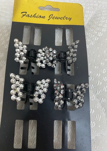 Parlak Taşlı 4 adet saç Tokası