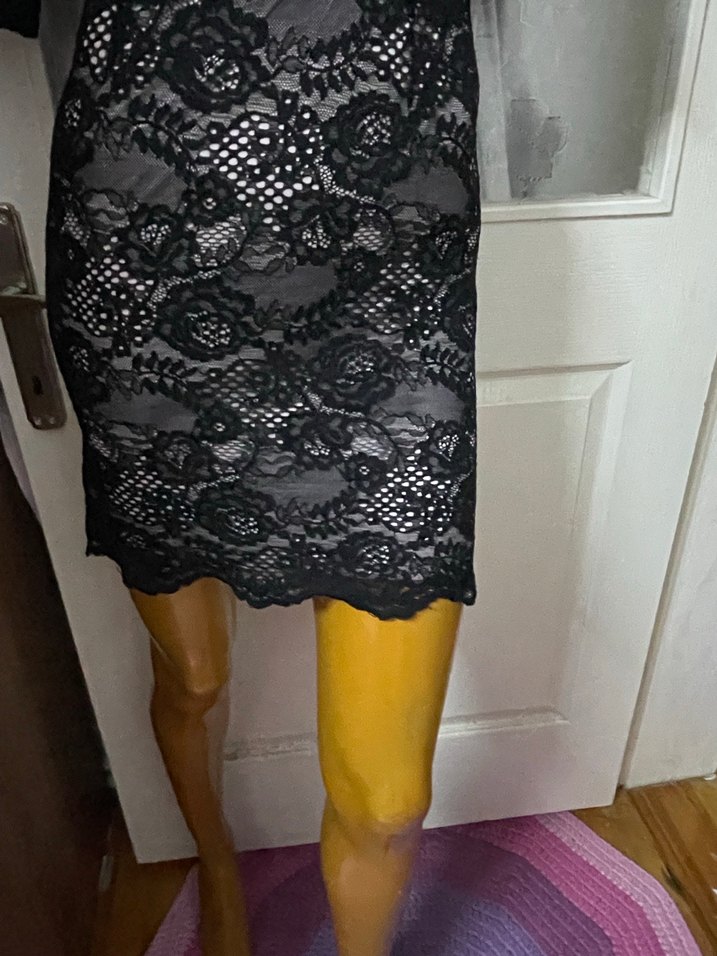 Dantel Detaylı hoş elbise - Görsel 3