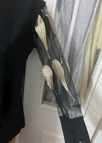 Kol detaylı hoş bluz - Görsel 3