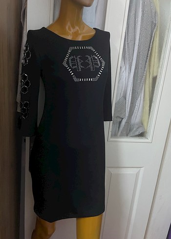 Sırt dekolteli harika elbise - Görsel 2