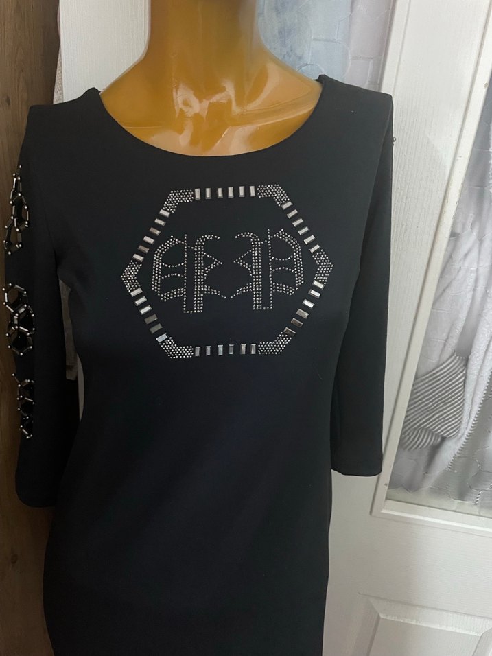 Sırt dekolteli harika elbise - Görsel 3