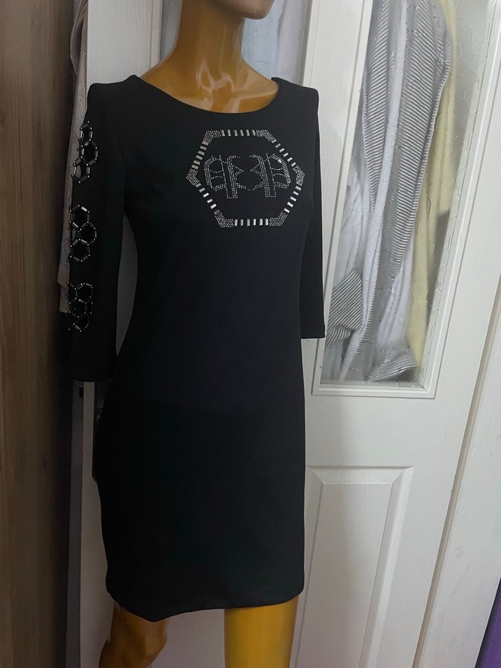 Sırt dekolteli harika elbise - Görsel 2