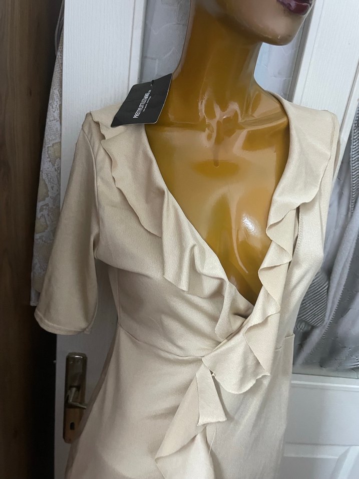 Sıfır etiketli mini elbise - Görsel 3