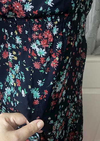 Çiçek Desenli Kısa elbise - Görsel 4