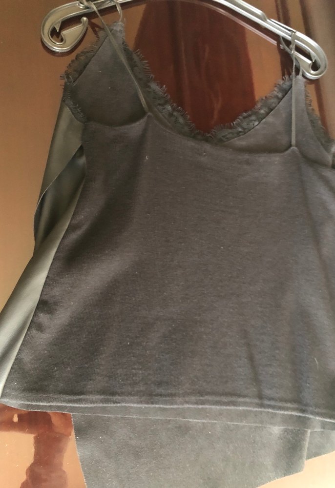 Dantelli Siyah önü seri arkası triko aşklı bluz - Görsel 3