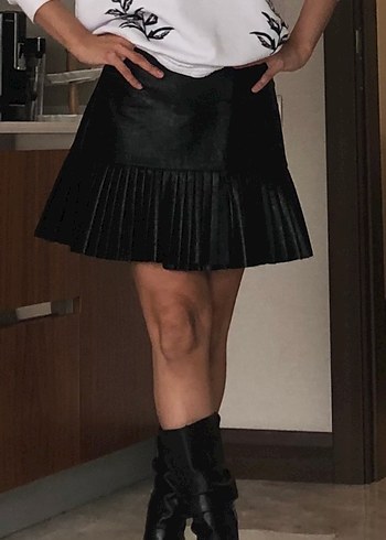 Deri Siyah Pileli Midi Etek - Görsel 3