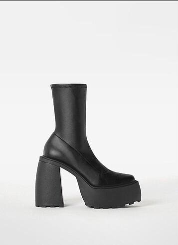 BERSHKA PLATFORM STREÇ BOT