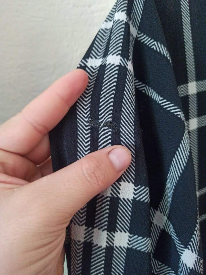 Uzun Kareli Siyah Kadın Elbise - Görsel 4