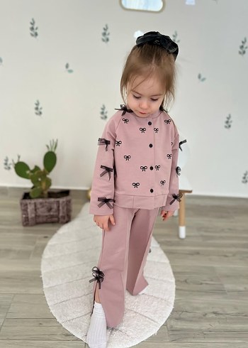 Düğmeli Pembe Nakışlı Kız Eşofman Takımı - Görsel 2