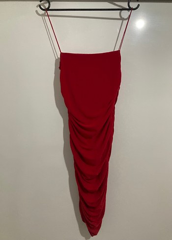 Kırmızı Drapeli Uzun Askılı Abiye Elbise - Görsel 3