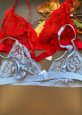l Beden kırmızı Renk Bohem Kırmızı ve Gri Dantel Bralet