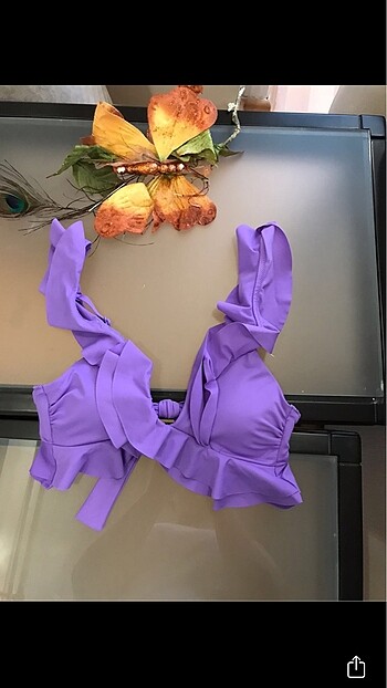 M beden fırfırlı bikini üstü