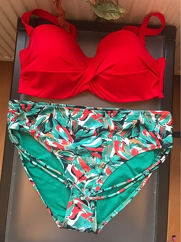 Suwen Üst 85C alt 42 beden bikini takımı